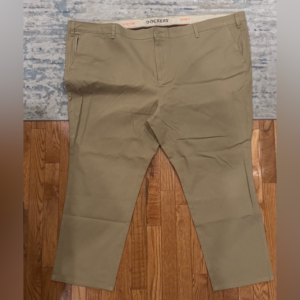 Dockers 58 x 30 Tapered Fit Stretch Straight Tan Khaki Ultimate Chino Big Tall